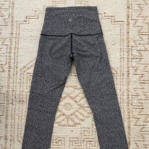 Lululemon Athletica Black and White High Waisted Chevron Textured